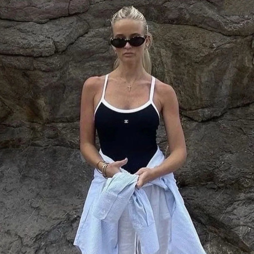 Chanel Spring/Summer 2022 Black White Ribbed Crystal CC 22S Bodysuit Swimsuit - Picture 5 of 16